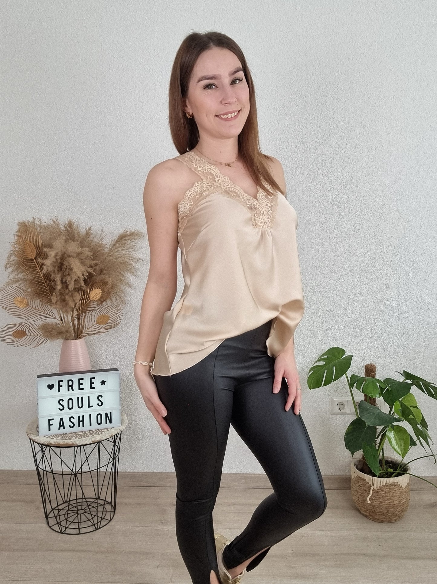 Elegantes Satin Top