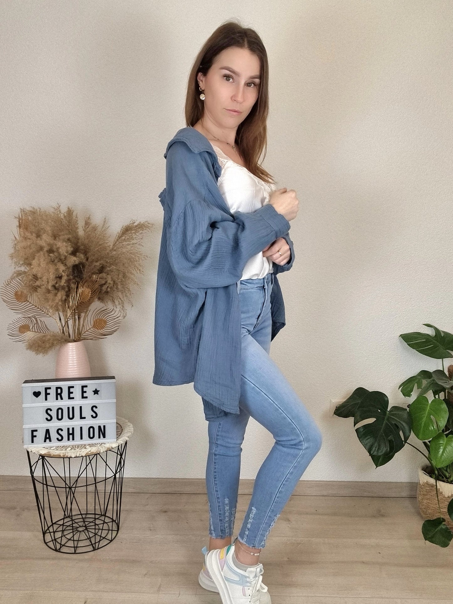 Musselin Bluse mit Pailettenverziehrung